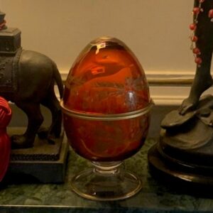 DECORATIVE EGG VASE