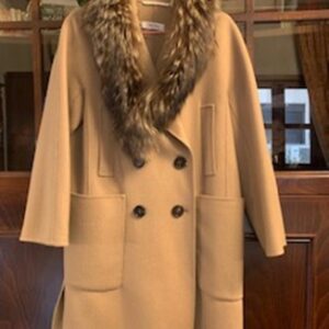 MAX MARA (36-38) (REMOVABLE FUR COLLAR )