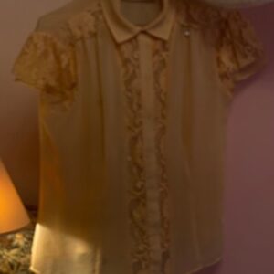 Shirt 9: Elisabetta Franchi (36-38).