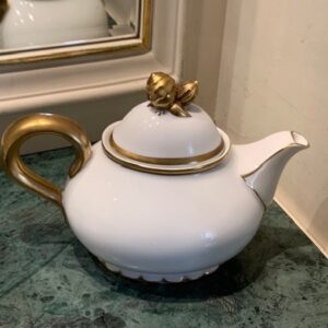 TEAPOT PORCELAINE VINTAGE